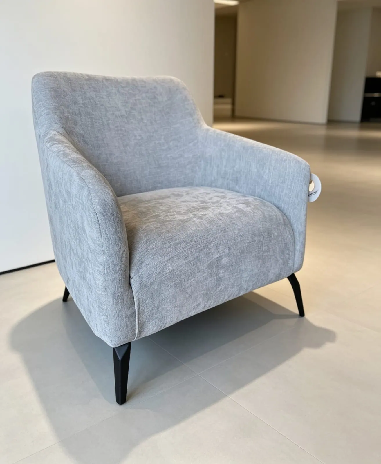 Ámbar Accent Chair – photo 1